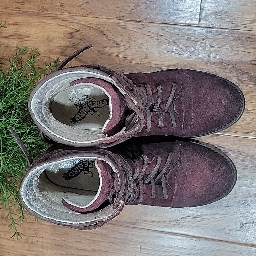 Freebird By Steven Cage in Burgundy 6 - Picture 4 of 14